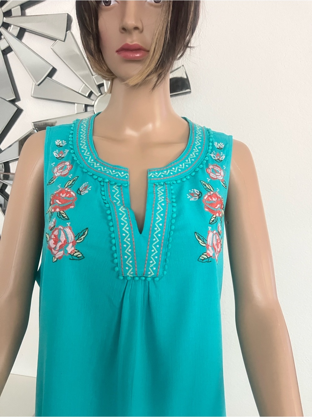 NWT Terra & Sky Teal Sleeveless Embroidered Floral tonics size 0X/14W